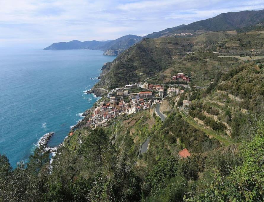 Maison De Village Avec Piscine Au-Dessus Des Cinque Terre Madonna del Trezzo ภายนอก รูปภาพ