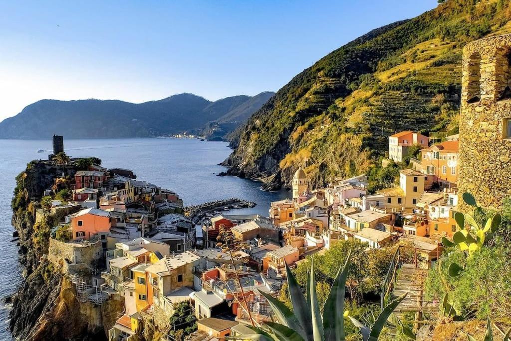 Maison De Village Avec Piscine Au-Dessus Des Cinque Terre Madonna del Trezzo ภายนอก รูปภาพ